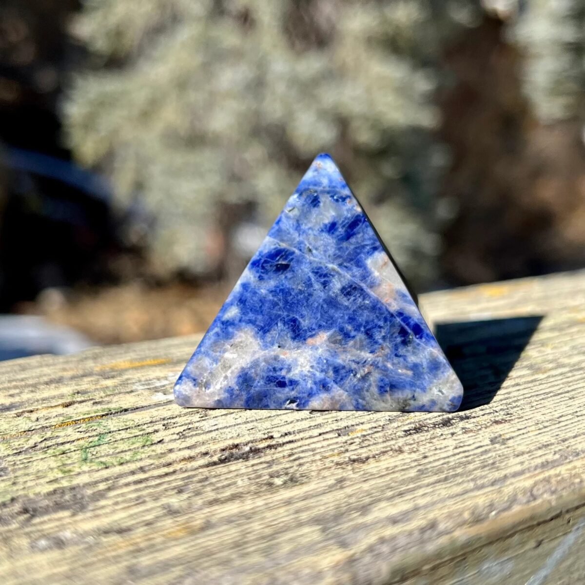 Sodalite Pyramid