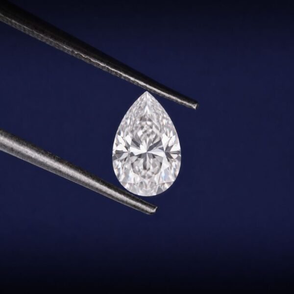Pear Cut Loose Diamond featuring a graceful pear-shaped lab-grown diamond with brilliant sparkle and exceptional clarity.