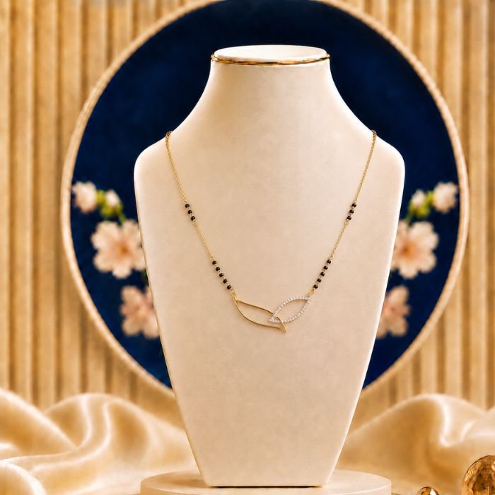 Ophelic Arc Lab Grown Diamond Mangalsutra Design Ophelic Arc Lab Grown Diamond Mangalsutra front side angled top view