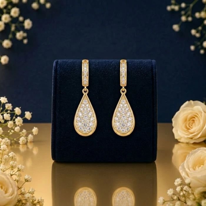 Lumiere Drop Lab Grown Diamond Earrings Front View Lumiere drop lab grown diamond earrings luxury sparkling earrings for women