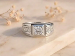 Majestic Solitaire Men’s Ring featuring a bold luxury design with a brilliant lab-grown solitaire diamond and sleek polished finish.