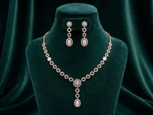 Sophisticated round-link necklace and earring set featuring pavé-set diamond circles on a premium velvet display.