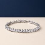 Elegant Marquise Cut Diamond Tennis Bracelet - Image 3