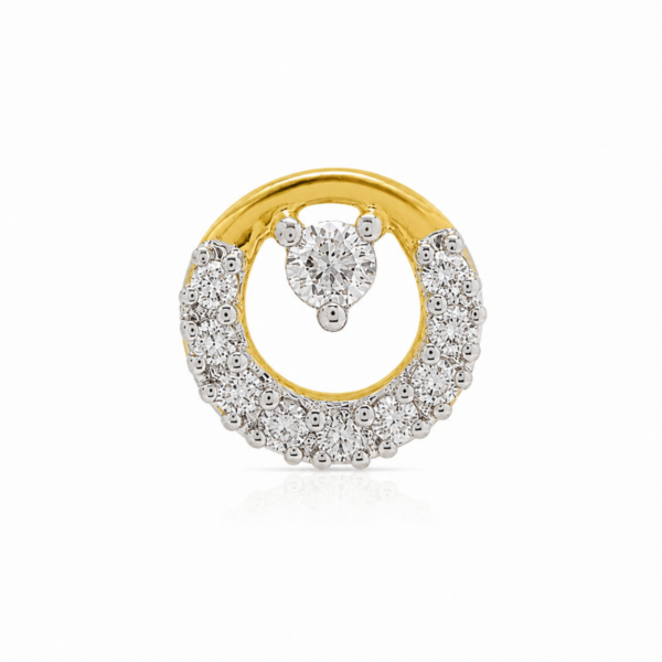 Celestial Halo CVD Diamond Nose Pin with circular diamond design