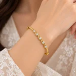 Elegant 18K Leaf Drop Lab Grown Diamond Gold Bracelet for Women - Image 2