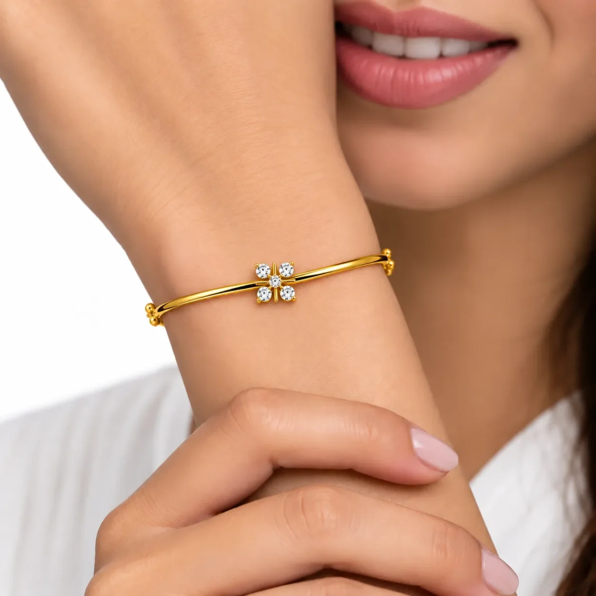 Elegant 18K Five Stone Floral Lab Grown Diamond Gold Bracelet for Women - Image 2