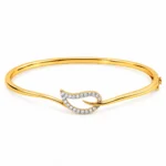 Elegant 18K leaf swirl lab grown diamond gold bracelet for women