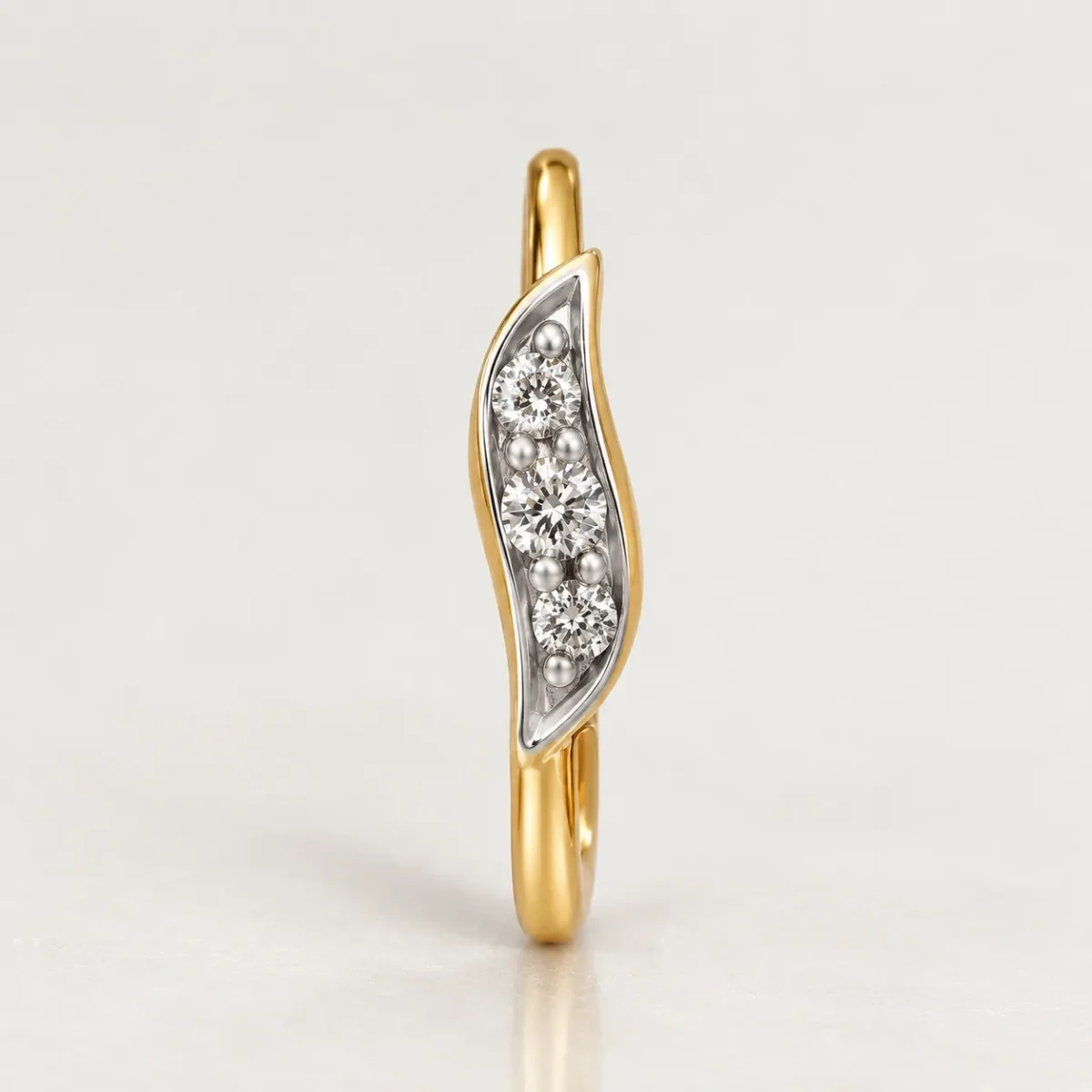 Nature Curve Lab Grown Diamond Nose Ring Front View