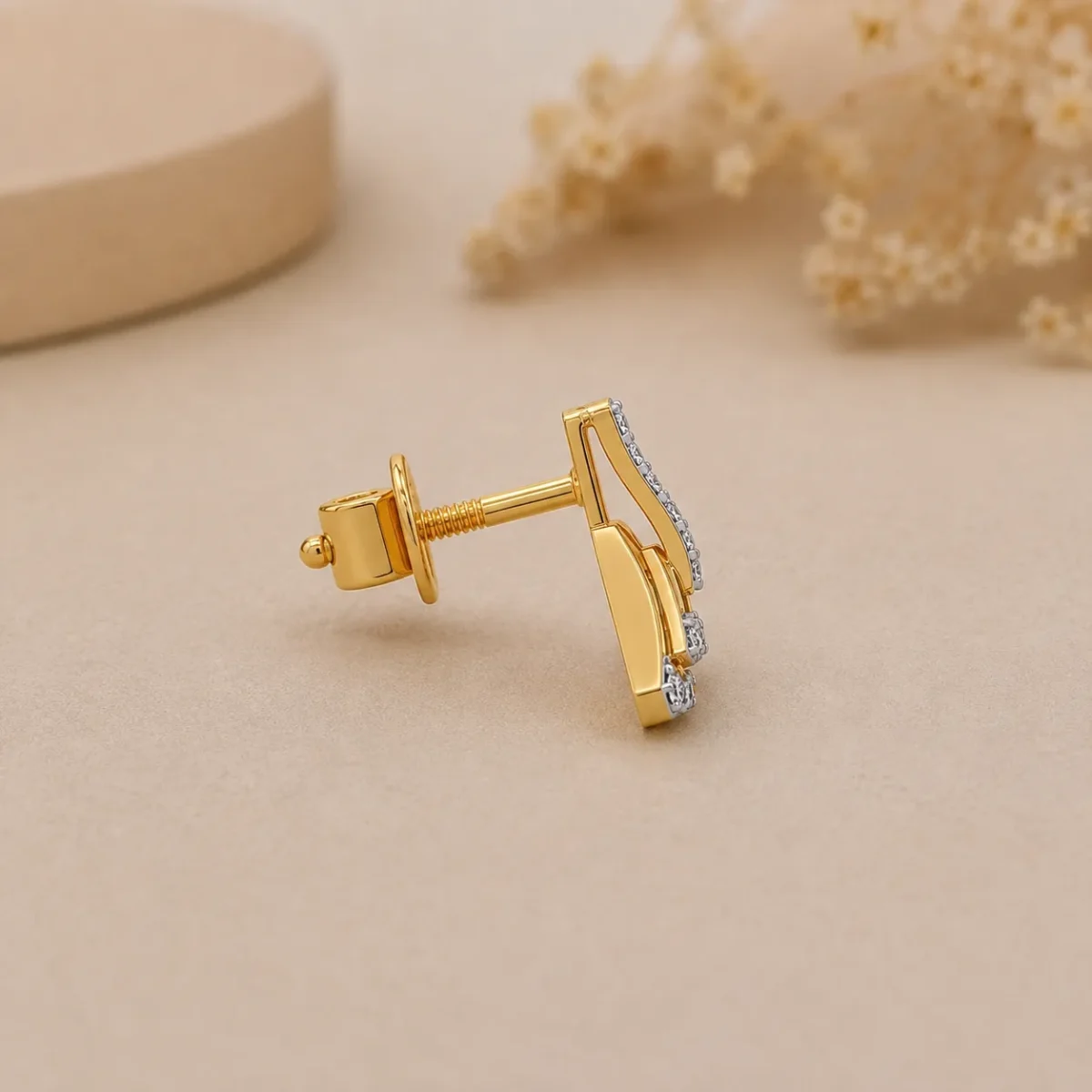 Elegant Geometric Lab Grown Diamond Stud Earrings for Women – Sparkling 18K Gold Design - Image 3