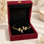 Elegant 18K Gold Leaf Marquise Lab Grown Diamond Gold Bracelet for Women - Image 4