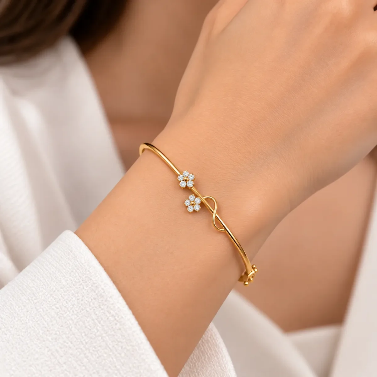 Elegant 18K Gold Floral Infinity Lab Grown Diamond Gold Bracelet for Women - Image 2