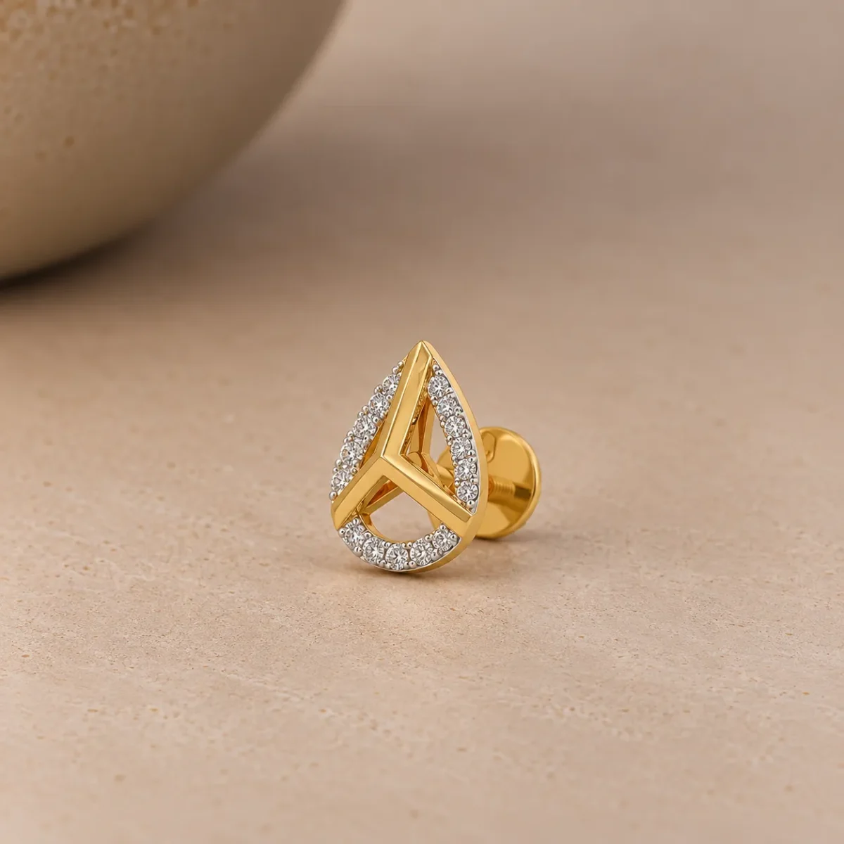 Luxury Geometric Teardrop Lab Grown Diamond Stud (Earrings) for Women – Brilliant 18K Gold Jewellery - Image 2