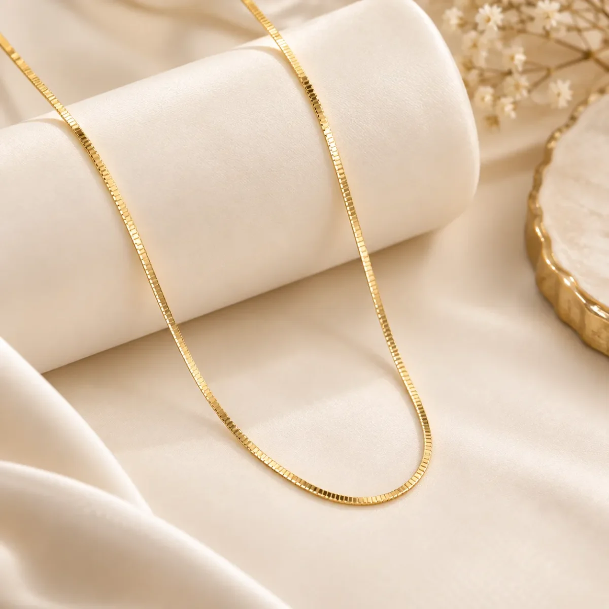 Luxury 18K Gold Chain for Women – Elegant & Timeless Everyday Jewellery - Image 3