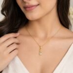 Stunning Infinity Swirl Solitaire Diamond Pendant in 18K Gold for Women – Brilliant Sparkle & Contemporary Elegance - Image 2