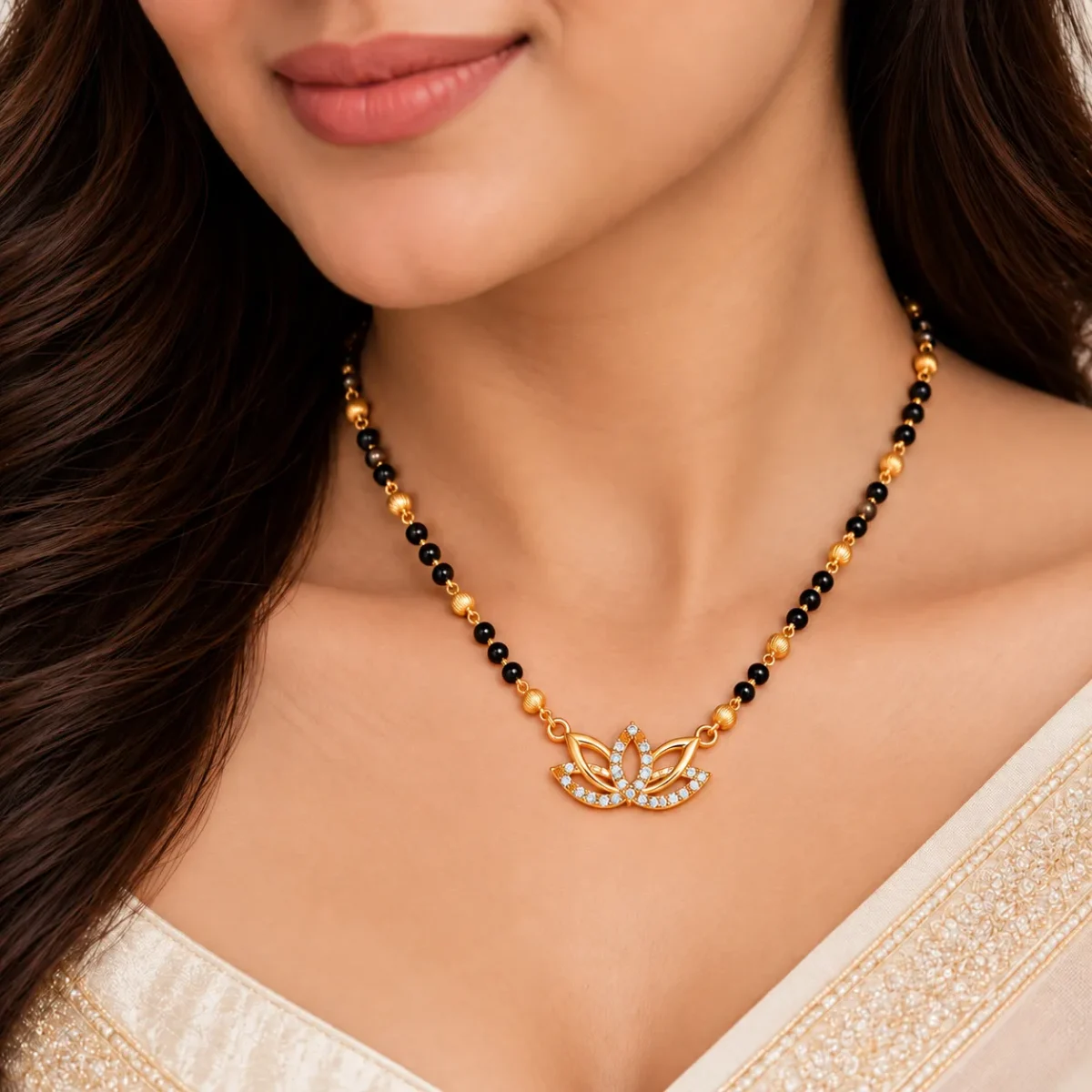 18K Gold Lotus Grace Lab Grown Diamond Mangalsutra for Women - Image 4