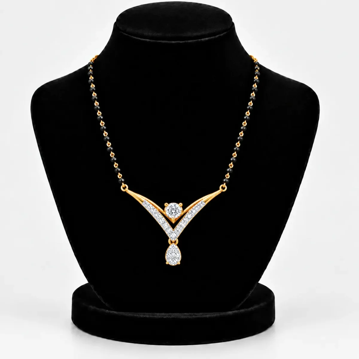 18K Gold V Shape Solitaire Lab Grown Diamond Mangalsutra - Image 5