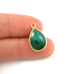 Beautiful Pendant with Emerald Gemstone