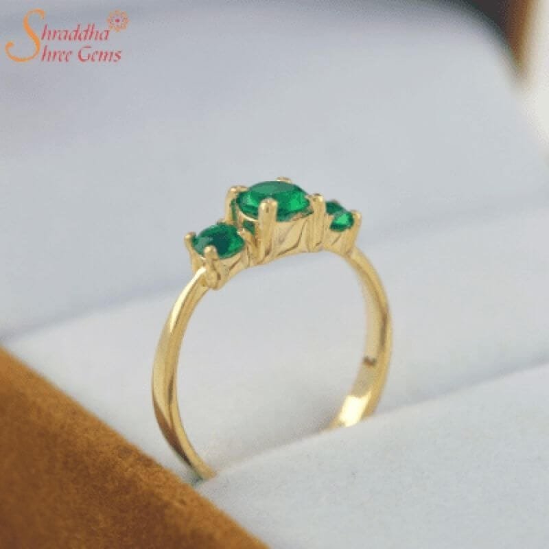 5-2.jpg Natural And Certified Emerald (Panna) Gemstone Ring - Image 1