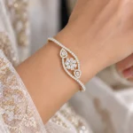 18K Gold Pear Floral Lab Grown Diamond Bracelet for Women - Image 2