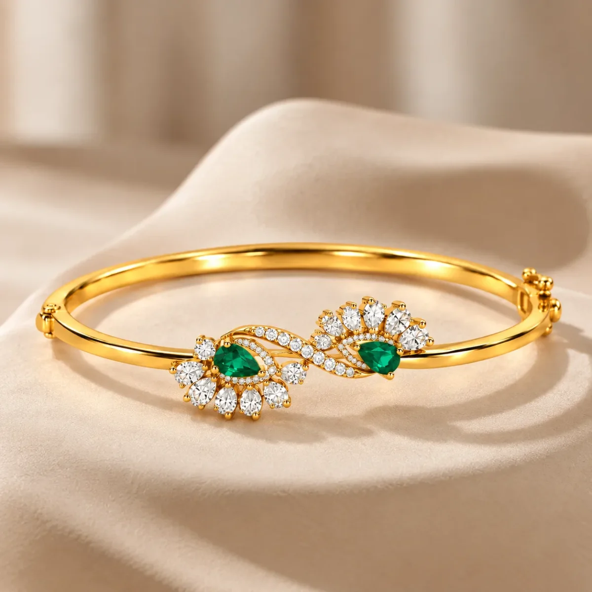 18K Gold Pear Cut Floral Lab Grown Diamond Bracelet for Women - Image 3