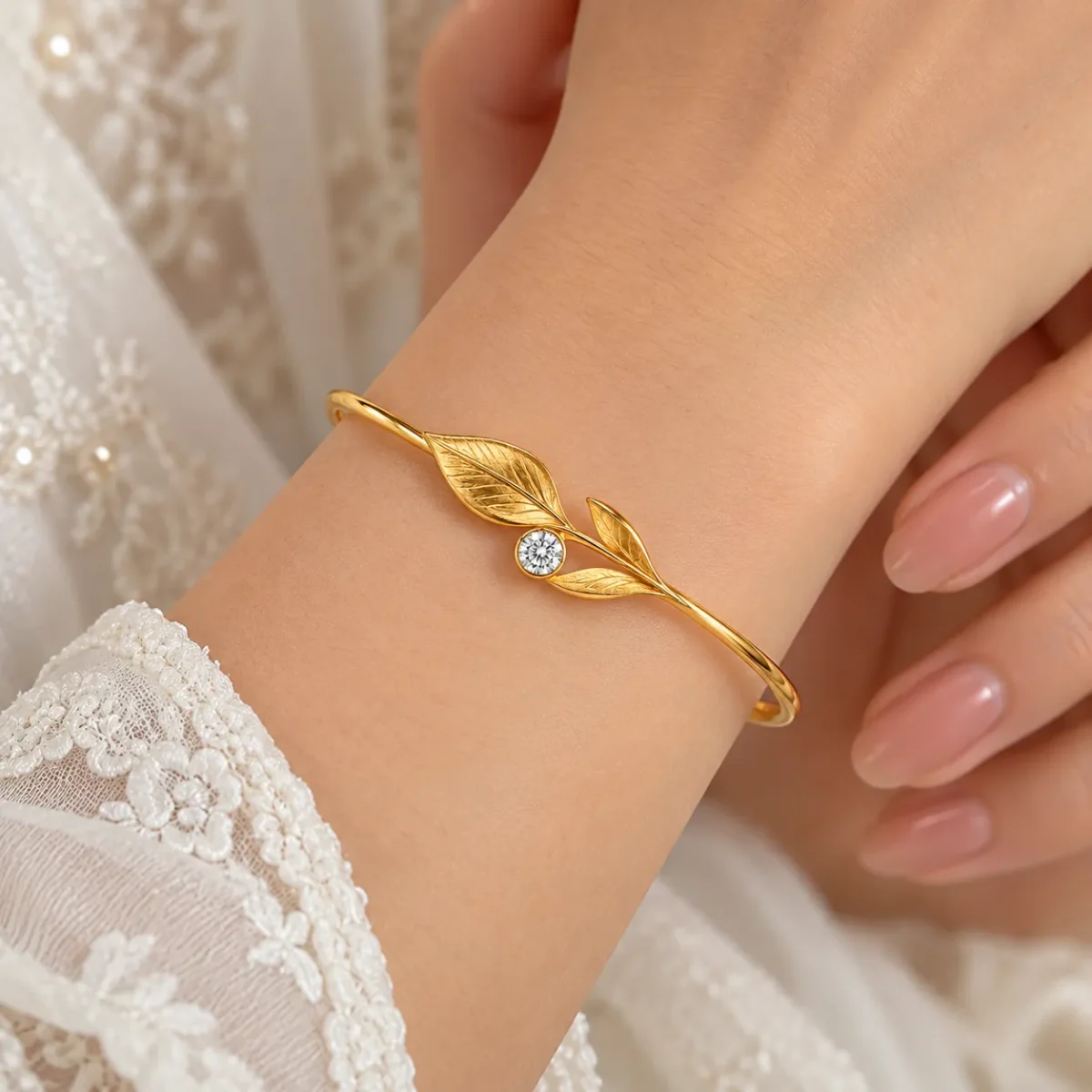 18K Gold Botanical Leaf Solitaire Lab Grown Diamond Bracelet for Women - Image 2