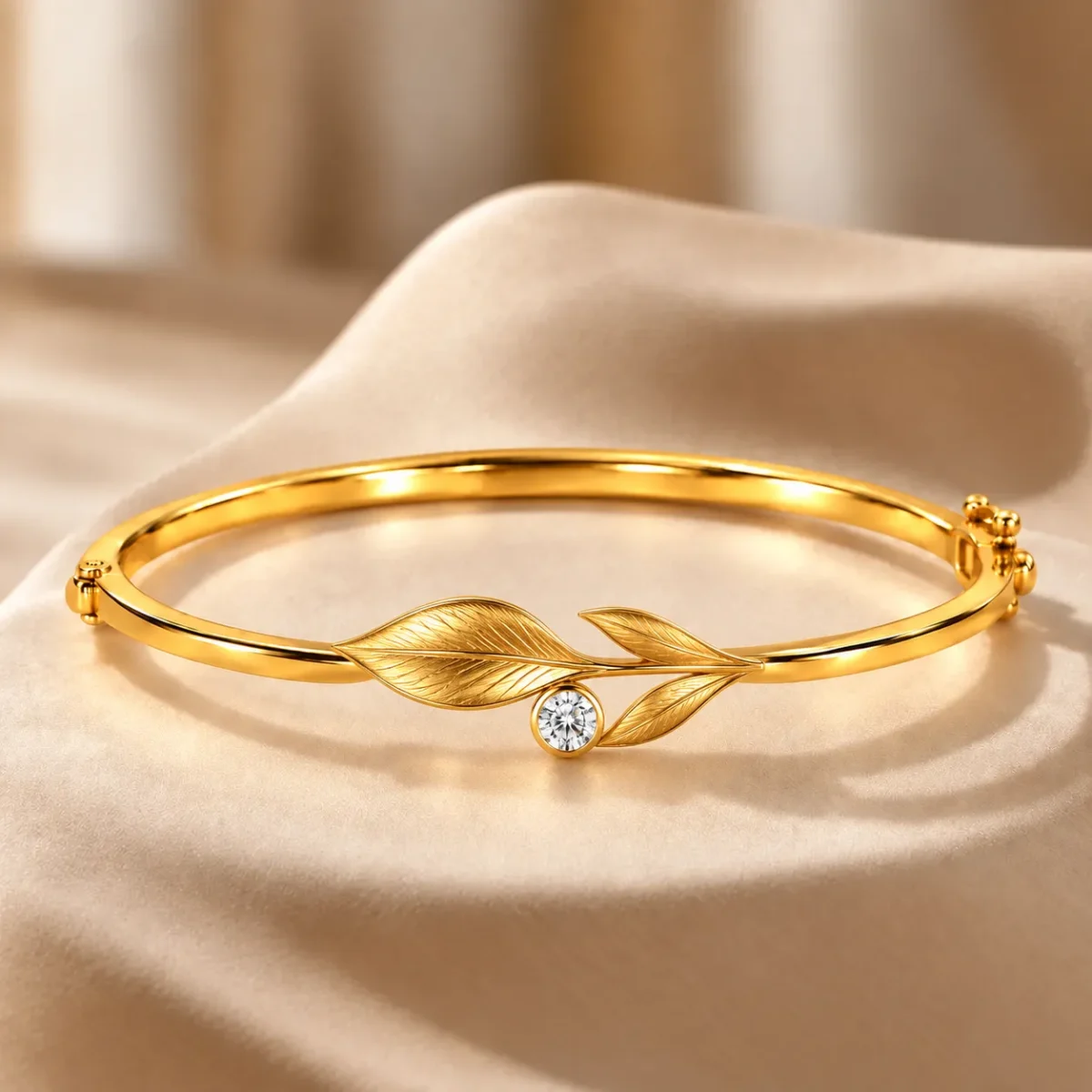 18K Gold Botanical Leaf Solitaire Lab Grown Diamond Bracelet for Women - Image 3