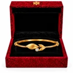 18K Gold Botanical Leaf Solitaire Lab Grown Diamond Bracelet for Women - Image 4