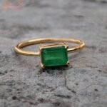 Natural Emerald (Panna) Gemstone